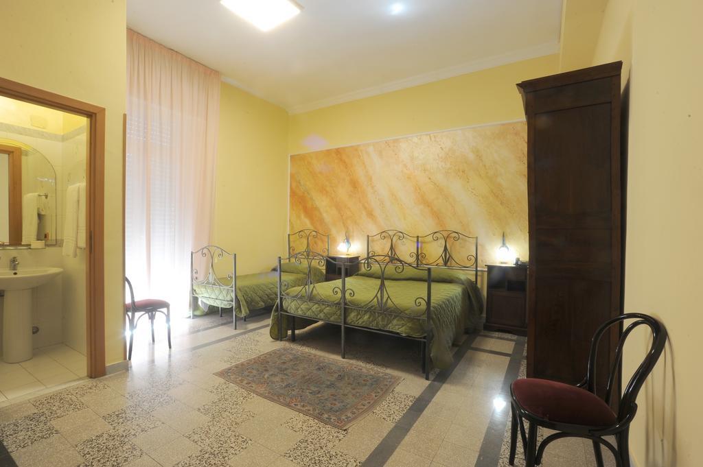 อัลแบร์โก เบลลาวิสตา Bed & Breakfast ลาตินา ห้อง รูปภาพ