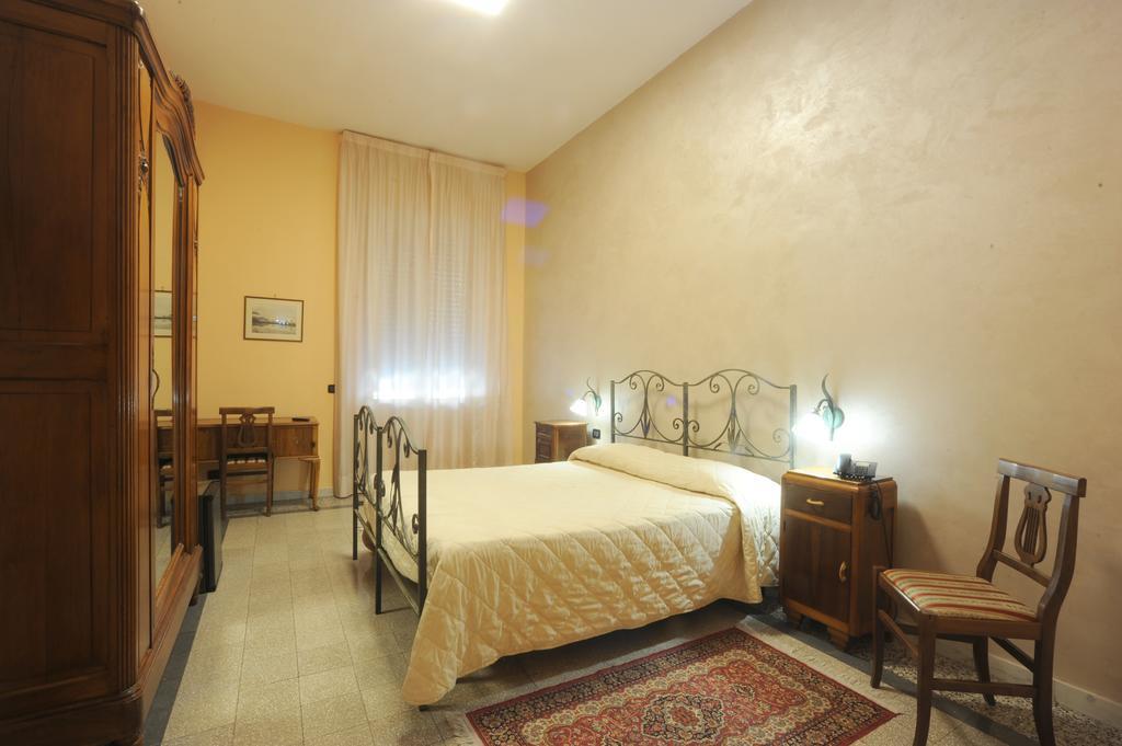 อัลแบร์โก เบลลาวิสตา Bed & Breakfast ลาตินา ภายนอก รูปภาพ